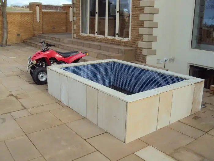 GOLDEN SAND SAWN SANDSTONE PAVING