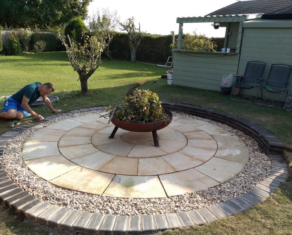 mint fossil sandstone circle | circular paving slabs