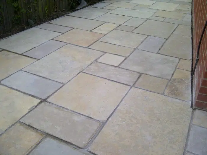 YELLOW LIMESTONE PAVING