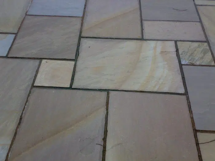 RIPPON BUFF SANDSTONE PAVING SLABS