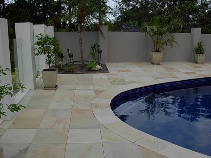 MINT FOSSIL SANDSTONE BULLNOSE POOL COPING