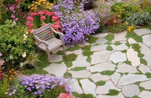 SANDSTONE CRAZY PAVING
