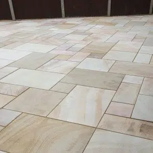 600 Mixed Size Pack 19.50m2 Misty Caramel Buff