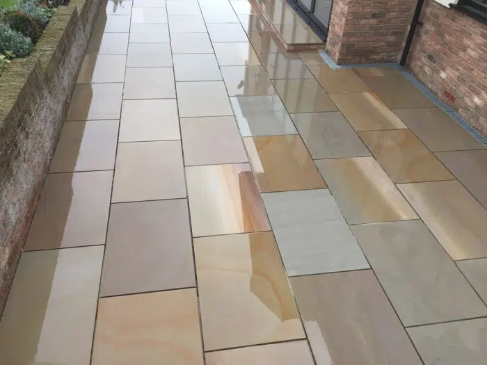 RAJ GHREEN SAWN SANDSTONE PAVING