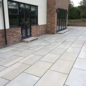 RAJ GREEN SAWN SANDSTONE PAVING