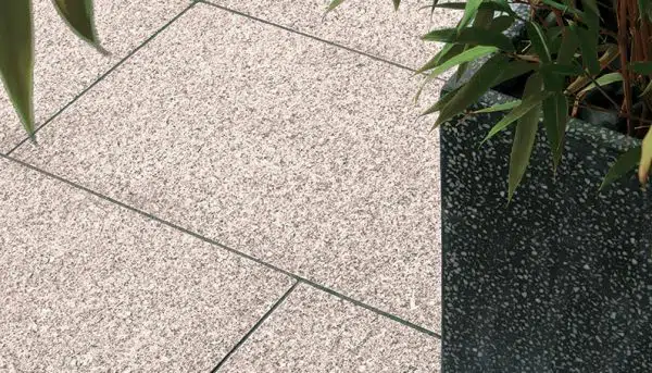 ROSA PINK FLAMED GRANITE PAVING