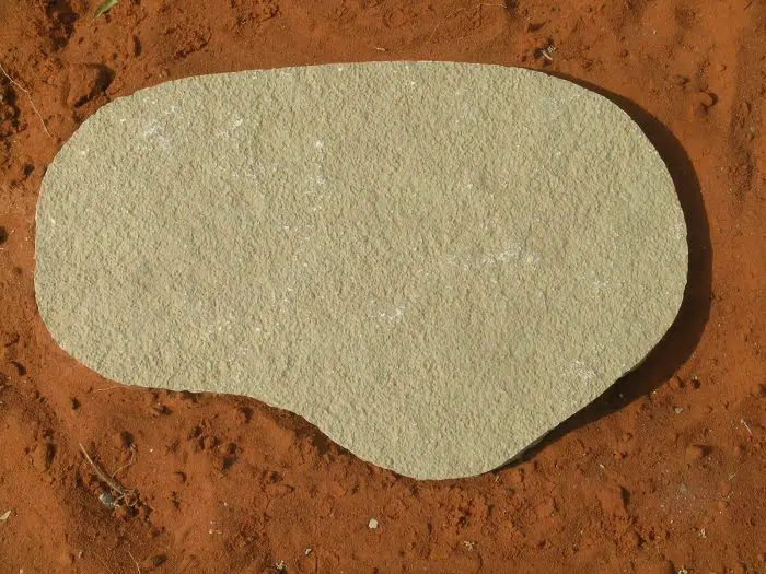 STEPPING STONE YELLOW LIMESTONE