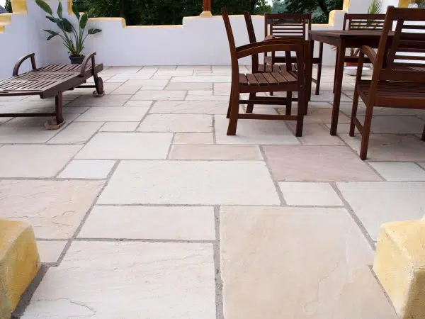 MINT SANDSTONE PAVING