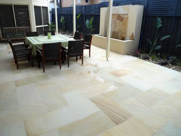 MINT SANDSTONE PAVING