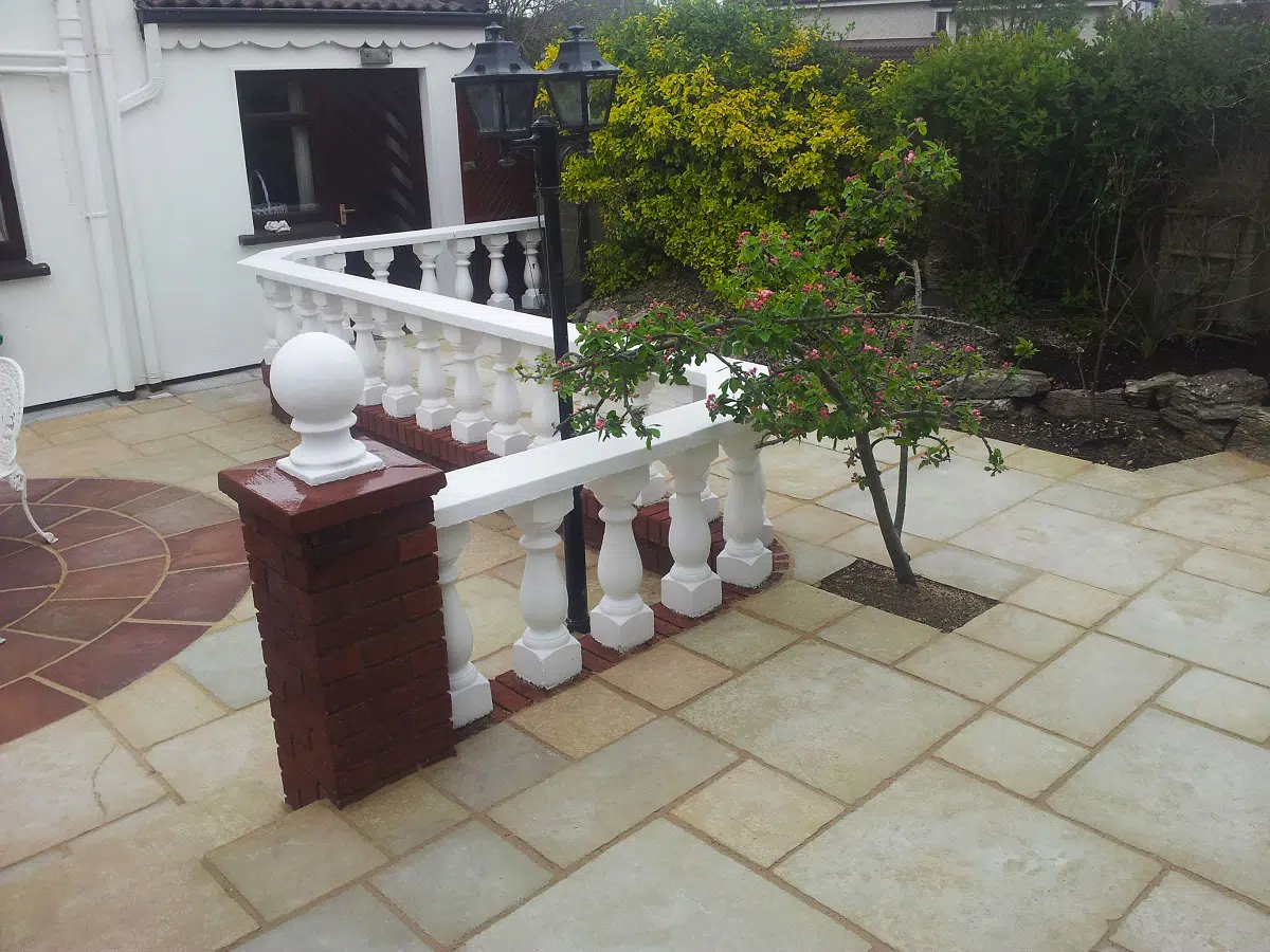 600 Mixed Size Pack 15.25m2 Yellow Lime