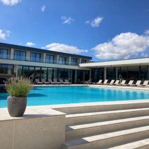 Lake Abbey Porcelain Coping